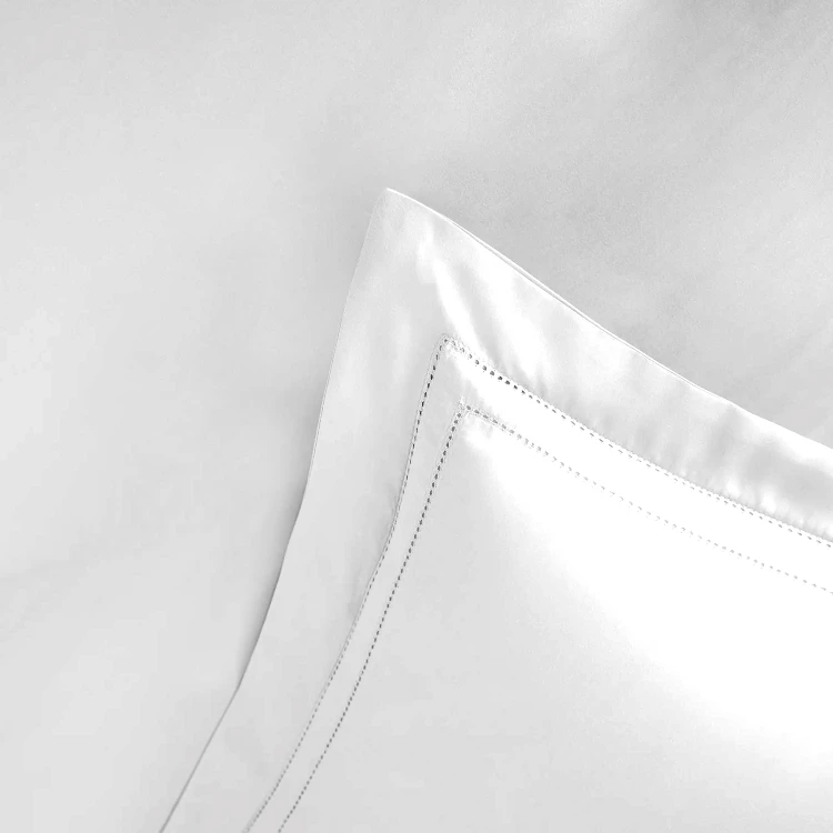 bed 2-color 1 white (2).jpg